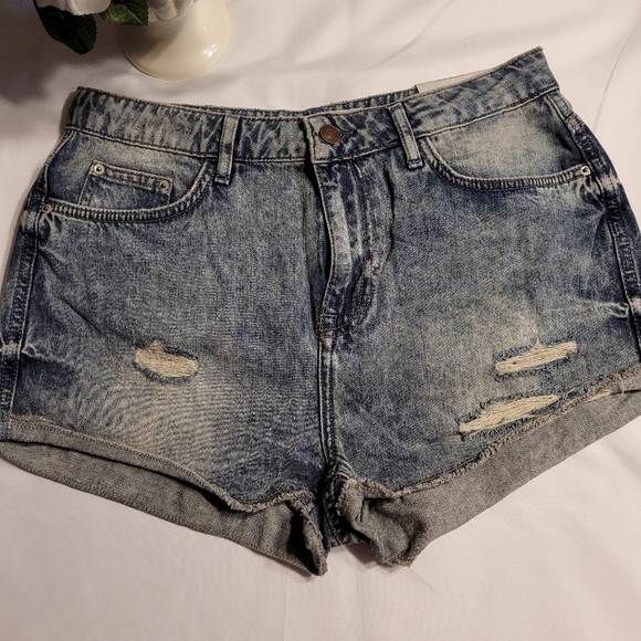 Topshop Hallie High Waist Hotpant - Blue Distressed - Picture 1 of 8